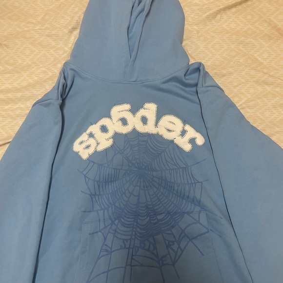 Small spider hoodie - Picture 3 of 3